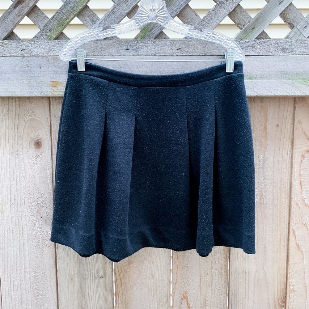 A-Line Pleated Knit Mini Skirt - Size Medium
